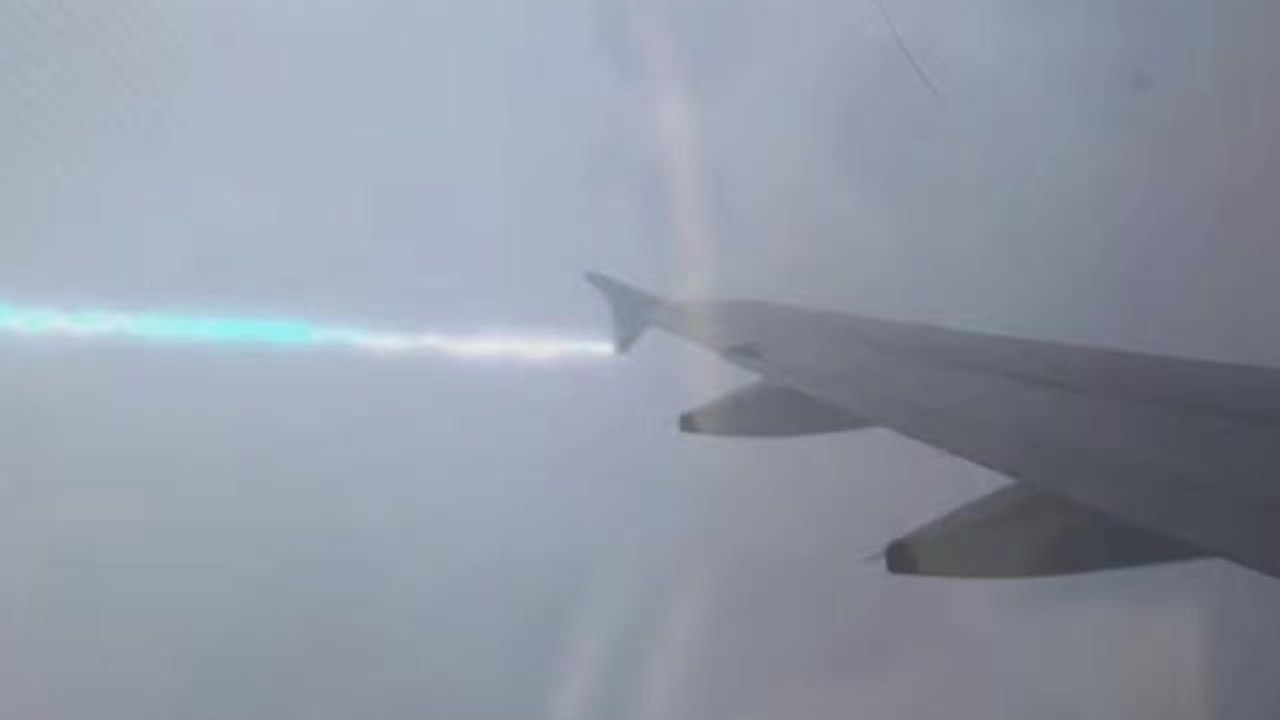 British Airways flight diverted from Heathrow after it was struck by lightning