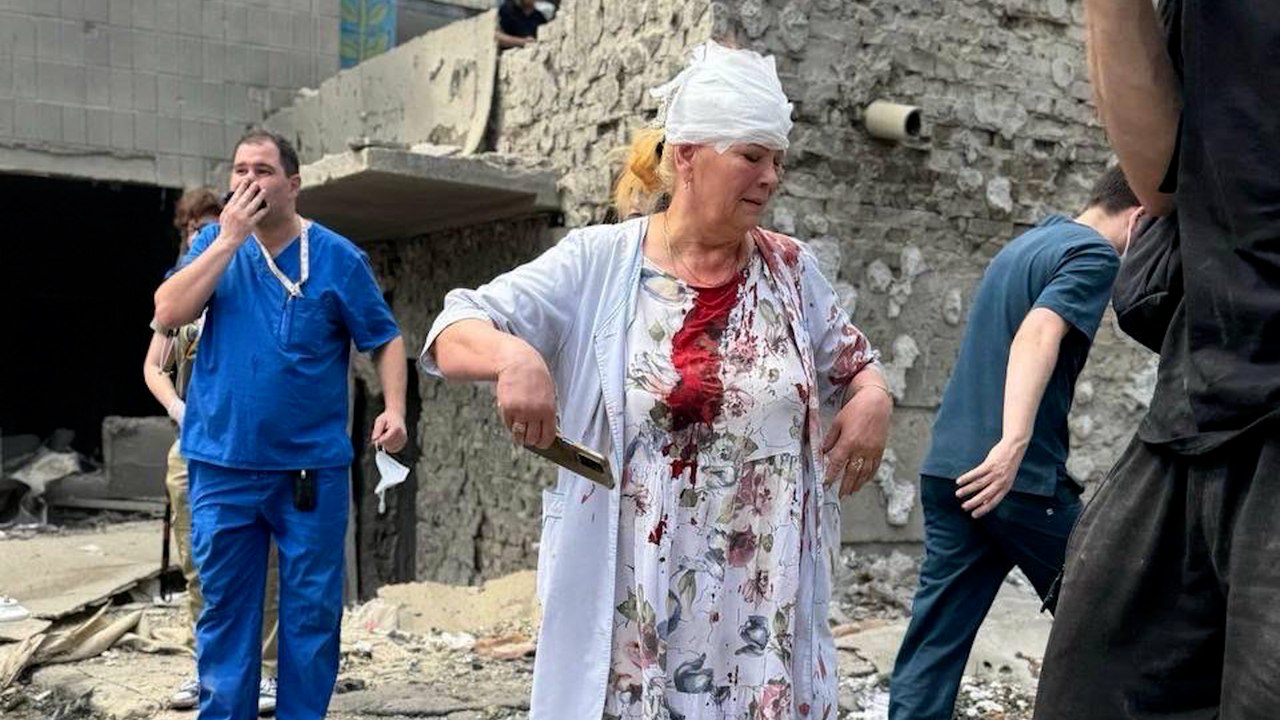 Terror ruso sobre Kiev: Putin lanza 40 misiles, causa más de 20 muertos y bombardea un hospital materno infantil