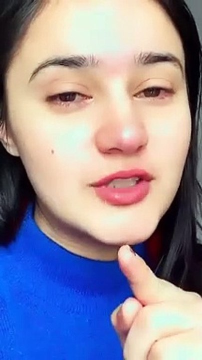Excellent beauty girl talking you