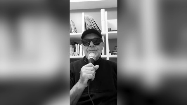 Leon Gieco pide por la libertad de los detenidos a las afueras del Congreso
