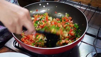 Relaxing and preparing a delicious breakfast on the beach - ASMR BEACH