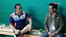 Dalam Bejibun Perkara, Firli Bahuri Asyik Main Bulu Tangkis