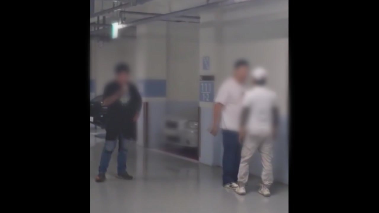 40대 연예인, 음주운전 신고자 폭행 혐의로 입건 / YTN