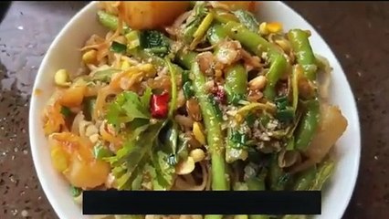 Braised Noodles with Beans Recipe