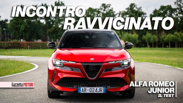 Alfa Romeo Junior Veloce: elettrica e Alfa