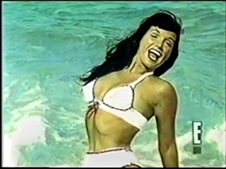 E True Hollywood Story - Bettie Page (1997)