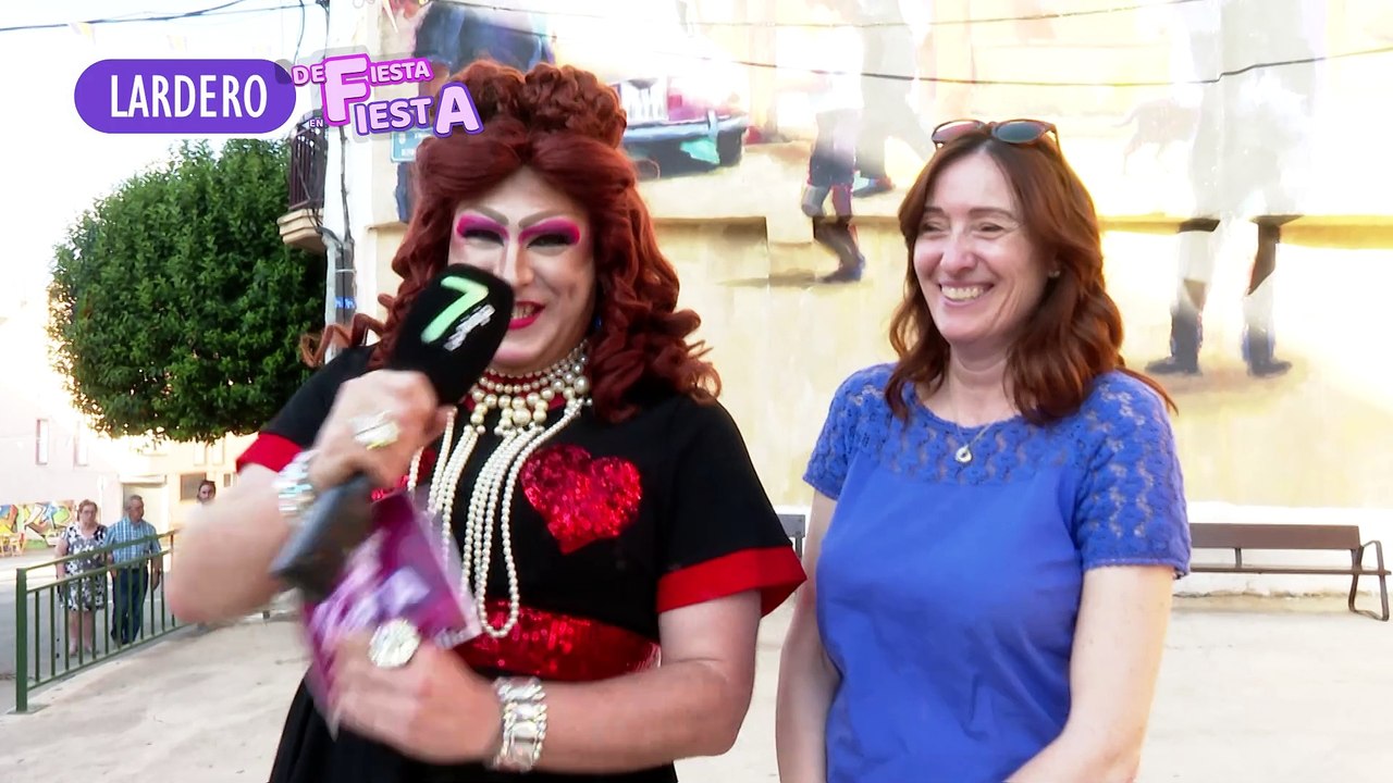 LARDERO RANCHOS CON BÁRBARA LA REINA DE LA PANTALONETA