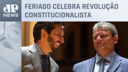 Tarcísio e Ricardo Nunes participam do desfile de 9 de julho