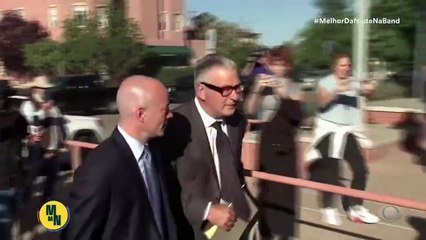 Alec Baldwin enfrenta julgamento por homicídio culposo em set de filmagem