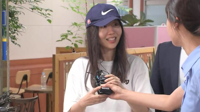 민희진, 8시간 경찰 조사... 배임? 코미디 같은 일 / YTN