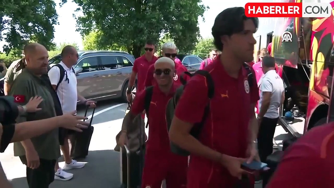 Yeni sezonda olmayacaklar! Okan Buruk, 5 yıldızın birden biletini kesti