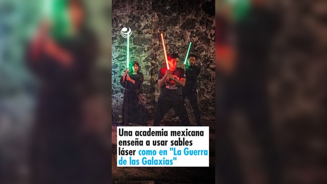 Una academia mexicana enseña a usar sables láser como en La Guerra de las Galaxias