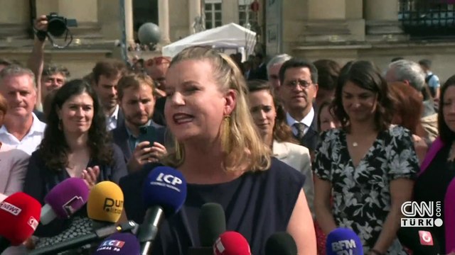 Fransa yeni Başbakanını arıyor