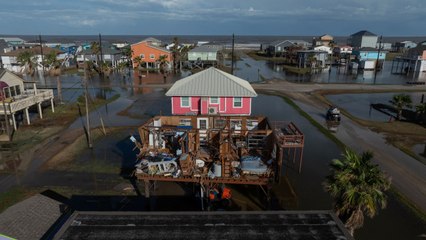 Vista de drone de la devastación de Beryl