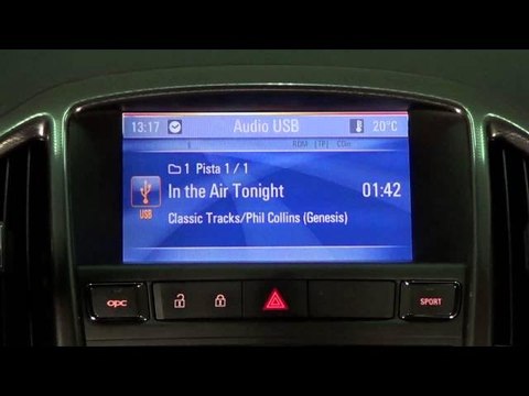 Opel Astra OPC. Modelo 2012. Equipo de sonido. Navi 900