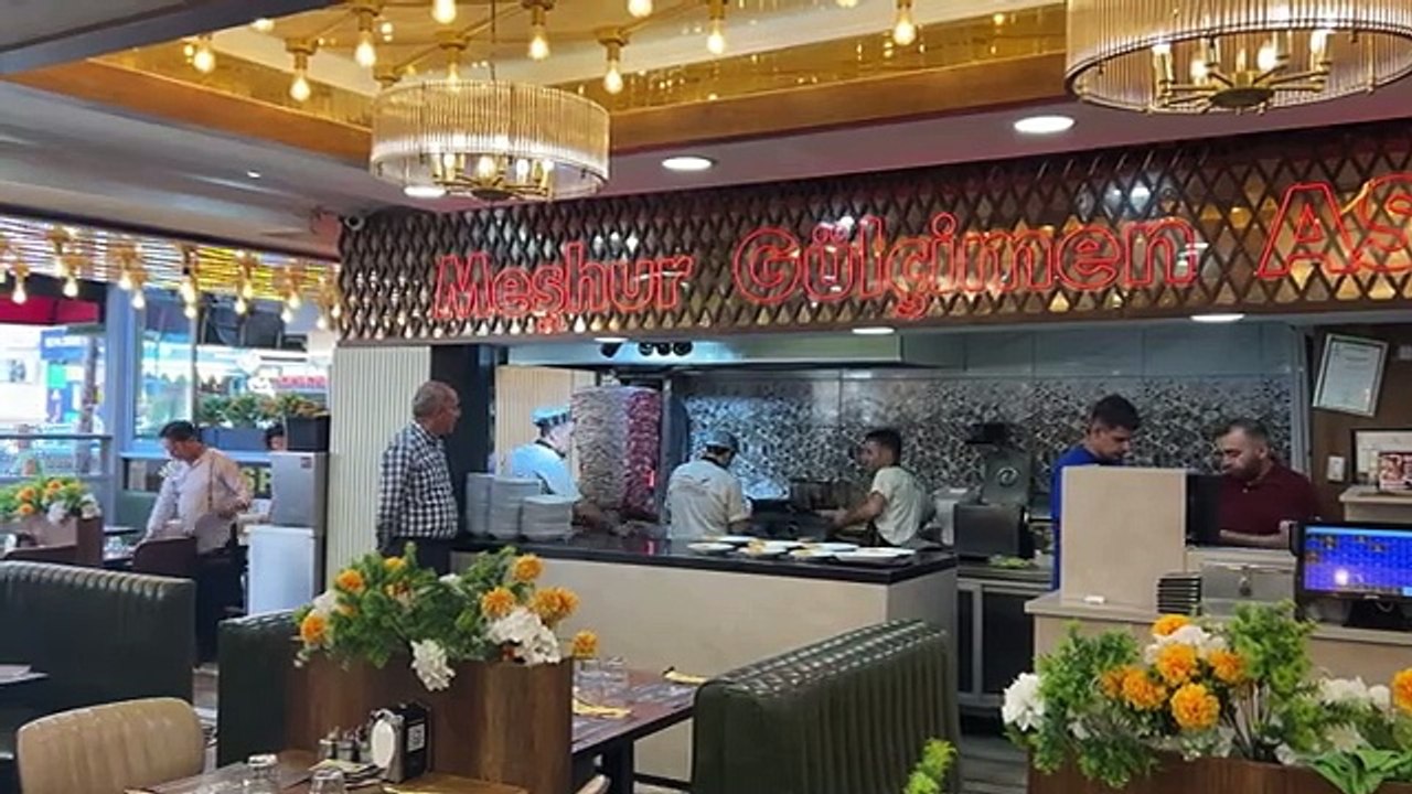 150 kg Giant Doner - Turkish street food