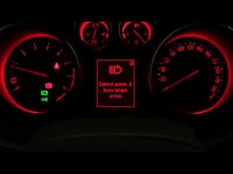 Opel Astra OPC. Modelo 2012. Cuadro de instrumentos