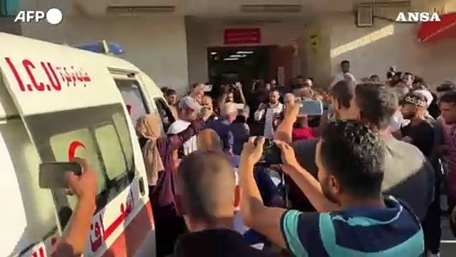 Gaza, raid israeliano su una scuola gestita dall'Onu a Nuseirat: almeno 13 morti