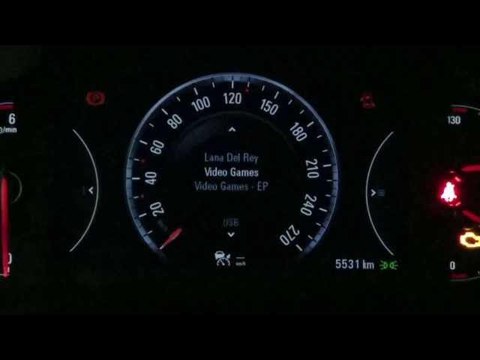 Opel Insignia. Modelo 2014. Sistema órdenes vocales IntelliLink Navi900