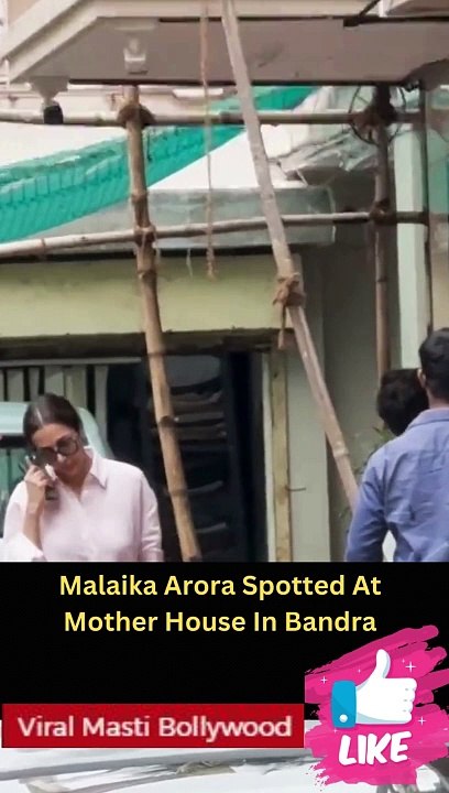 Malaika Arora Spotted At Mother House In Bandra