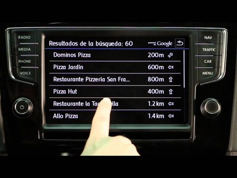 Volkswagen Golf R. Modelo 2014. Impresiones sistema multimedia. Discover Pro