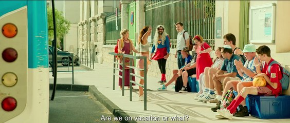 A Little Something Extra -  Un p'tit truc en plus  - Trailer