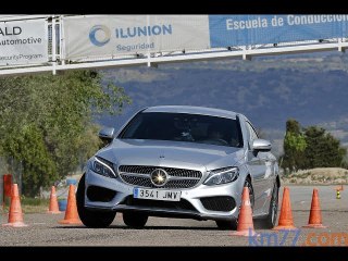 Mercedes-Benz Clase C Coupé 2016 - Maniobra de esquiva (moose test) y eslalon | km77.com