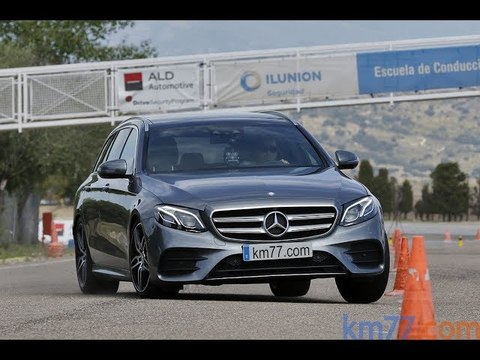 Mercedes Benz Clase E Estate 2016 - Maniobra de esquiva (moose test) y eslalon | km77.com