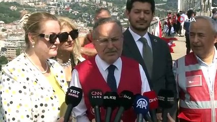 Köprülere dev Türk bayrakları asıldı! İşte o görüntüler...