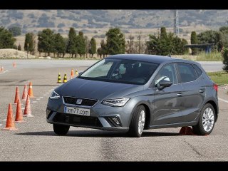 SEAT Ibiza 2017 - Maniobra de esquiva (moose test) y eslalon | km77.com