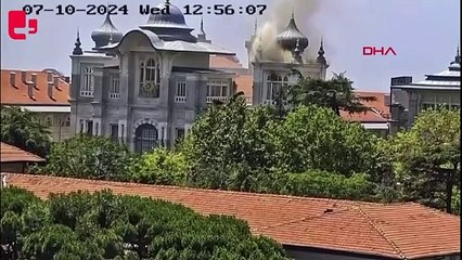 Üsküdar'daki Sağlık Bilimleri Üniversitesi'nde yangın