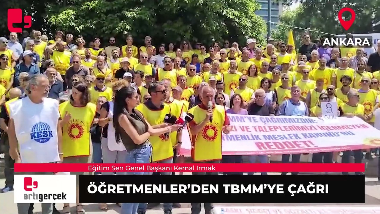 Eğitim Sen üyesi öğretmenler, Öğretmenlik Meslek Kanunu’na karşı eylemini sürdürüyor
