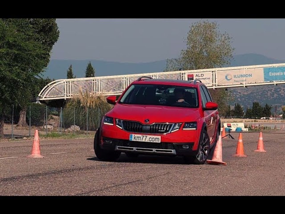 Škoda Scout 2017 - Maniobra de esquiva (moose test) y eslalon | km77.com