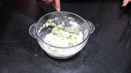 मेरे बच्चे हफ्ते में 3 बार मुझसे यही बनवाते है। जानिए सूजी का अनोखा नाश्ता  _ 10 minute__ breakfast