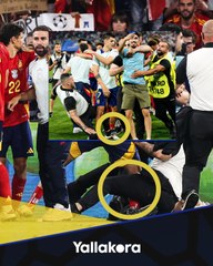أصاب موراتا في قدمه.. رجل أمن يفسد احتفالات تأهل منتخب إسبانيا إلى نهائي يورو 2024