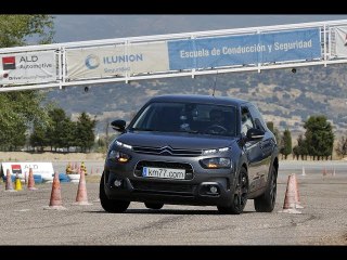 Citroën C4 Cactus  2018 - Maniobra de esquiva (moose test) y eslalon | km77.com