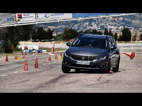 FIAT Tipo SW - Maniobra de esquiva (moose test) y eslalon | km77.com