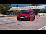 Honda Jazz 2018 - Maniobra de esquiva (moose test) y eslalon | km77.com