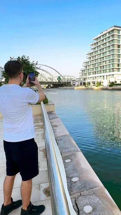 The only way to deliver food in Abu Dhabi   #careem #abudhabi #food #foodies #jetpack