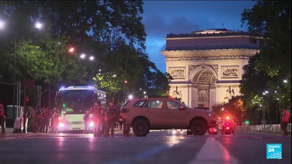 Avec la flamme olympique à Paris, un 14-Juillet aménagé