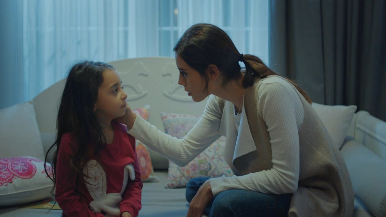 Madre - Capítulo 3 (Audio Español) | Anne