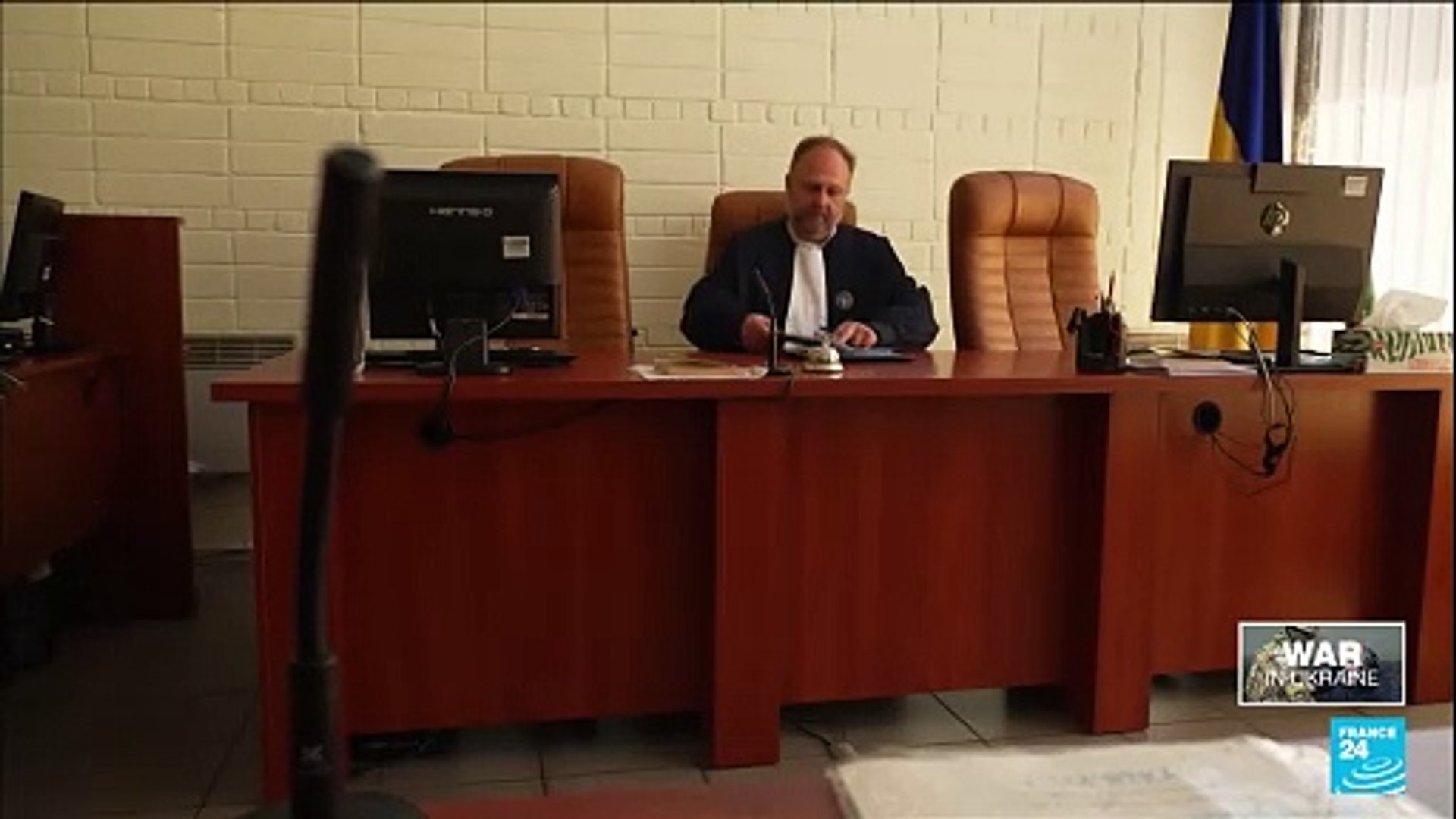 War in Ukraine: Meet Kyiv's 'drone hunters'