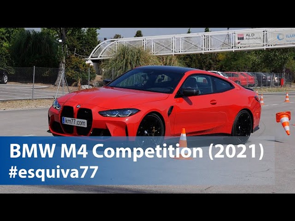 BMW M4 Competition Coupe 2021 - Maniobra de esquiva (moose test) y eslalon | km77.com