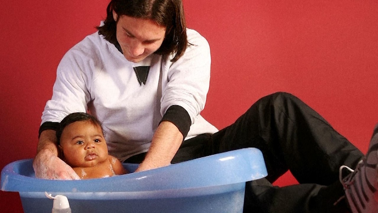 Bilder, die um die Welt gingen: Messi 'segnet' Yamal