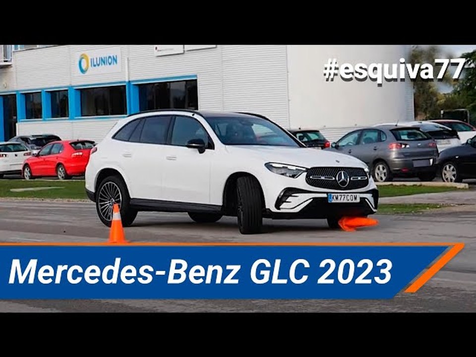 Mercedes-Benz GLC 2023 - Maniobra de esquiva (moose test) y eslalon (slalom) | km77.com