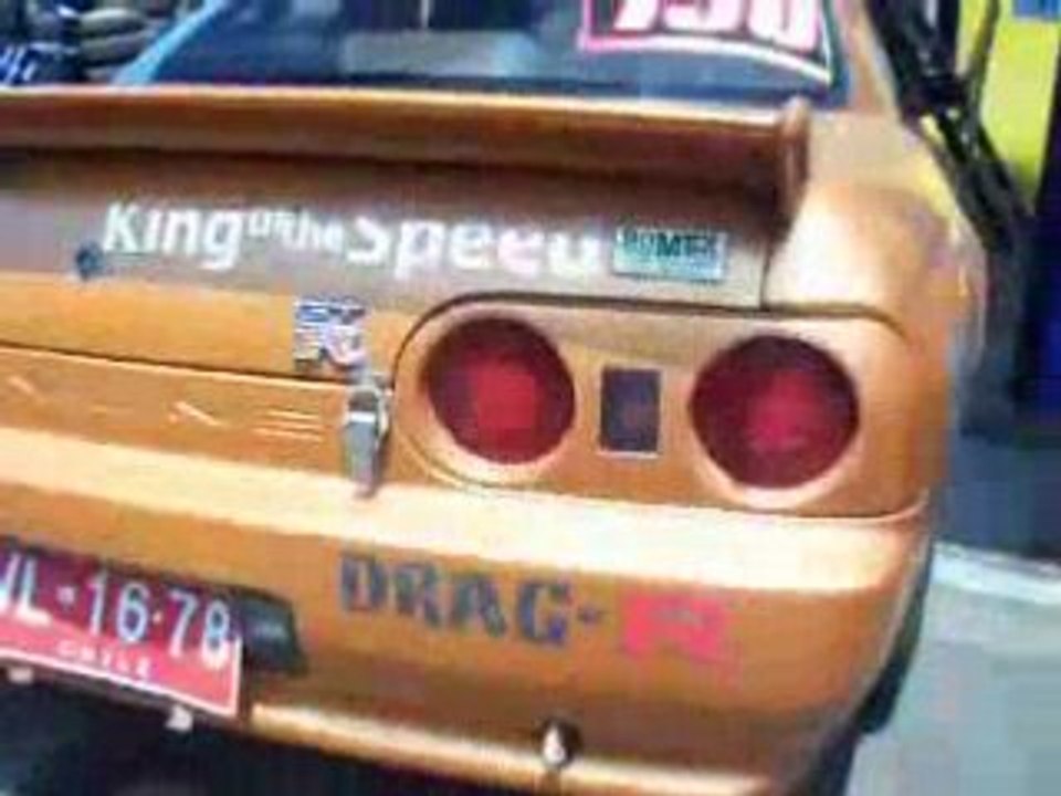 Superbe Skyline GTR-32