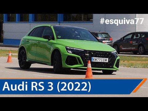 Audi RS 3 2022 Maniobra de esquiva (moose test) y eslalon | km77.com