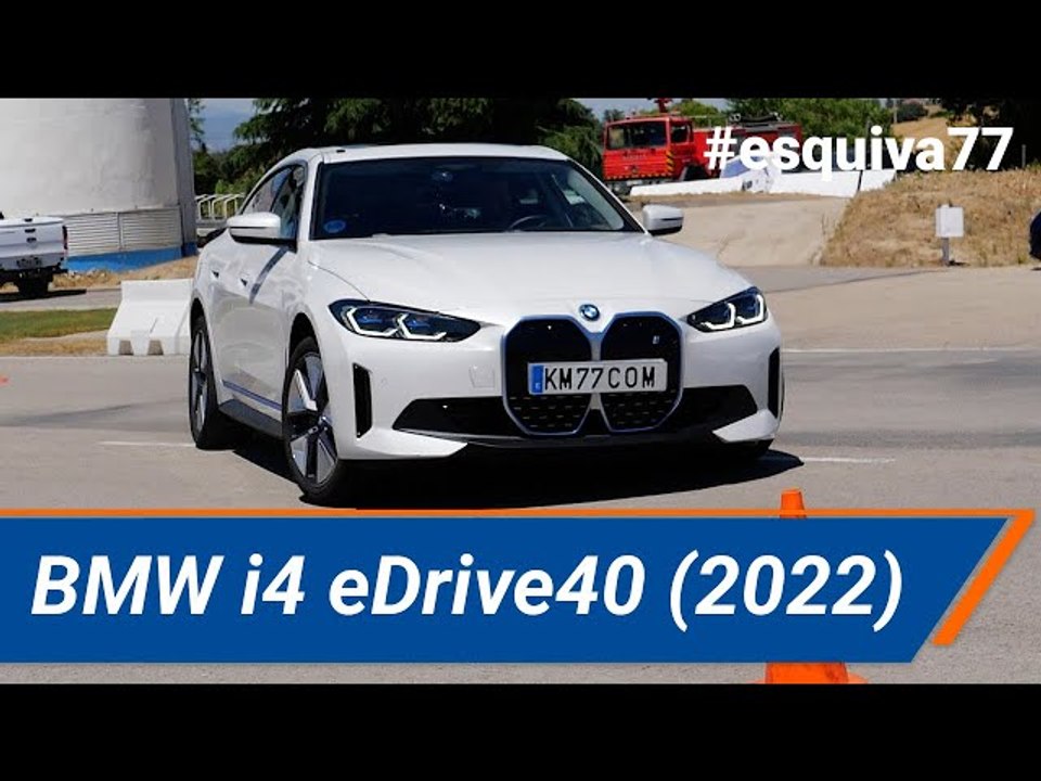 BMW i4 eDrive40 Gran Coupé (2022) - Maniobra de esquiva (moose test) y eslalon | km77.com