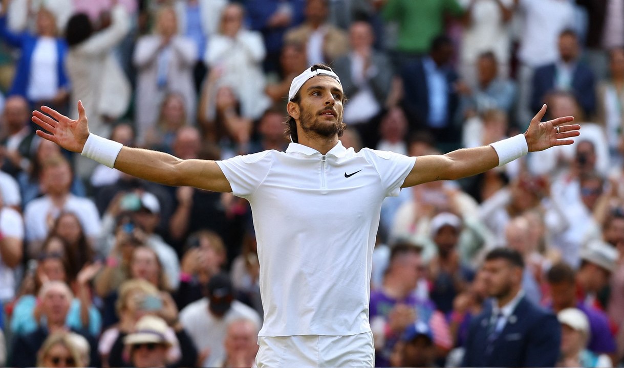 موسيتي يتأهّل إلى نصف نهائي بطولة ويمبلدون