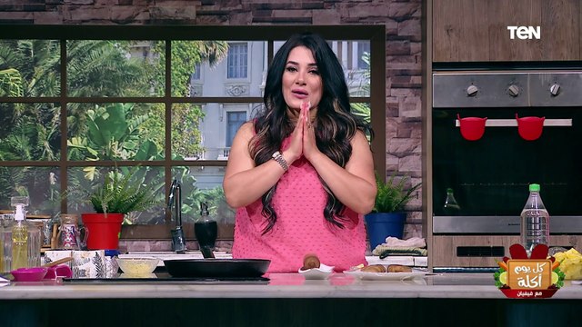 طريقة عمل كرواسون مكرمل بالايس كريم مع الشيف فيفيان فريد